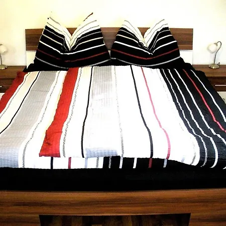 Easyapartments Countryside Apartment *